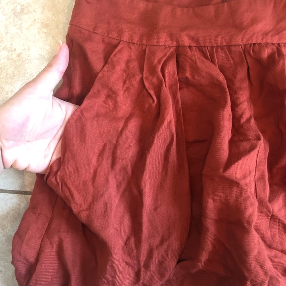 Rust colored shorts - Picture 4 of 4